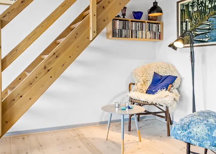 2 Bedroom Amazing In Сasa de vacaciones Svaneke